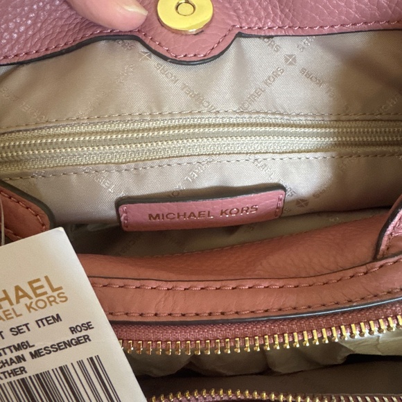 Genuine Michael Kors Blush Leather Satchel - Picture 9 of 9